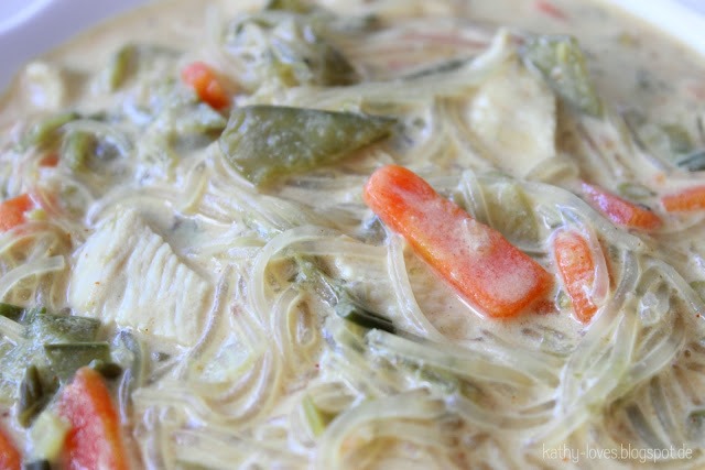 Asiatische Gemüse-Nudel-Suppe - by Kathy Loves